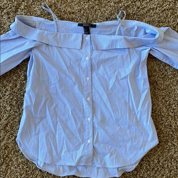 Forever 21 Off-the-Shoulder button up blouse - Picture 4 of 5